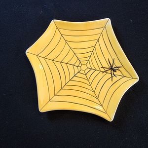 Yellow Ceramic Spiderweb Plate